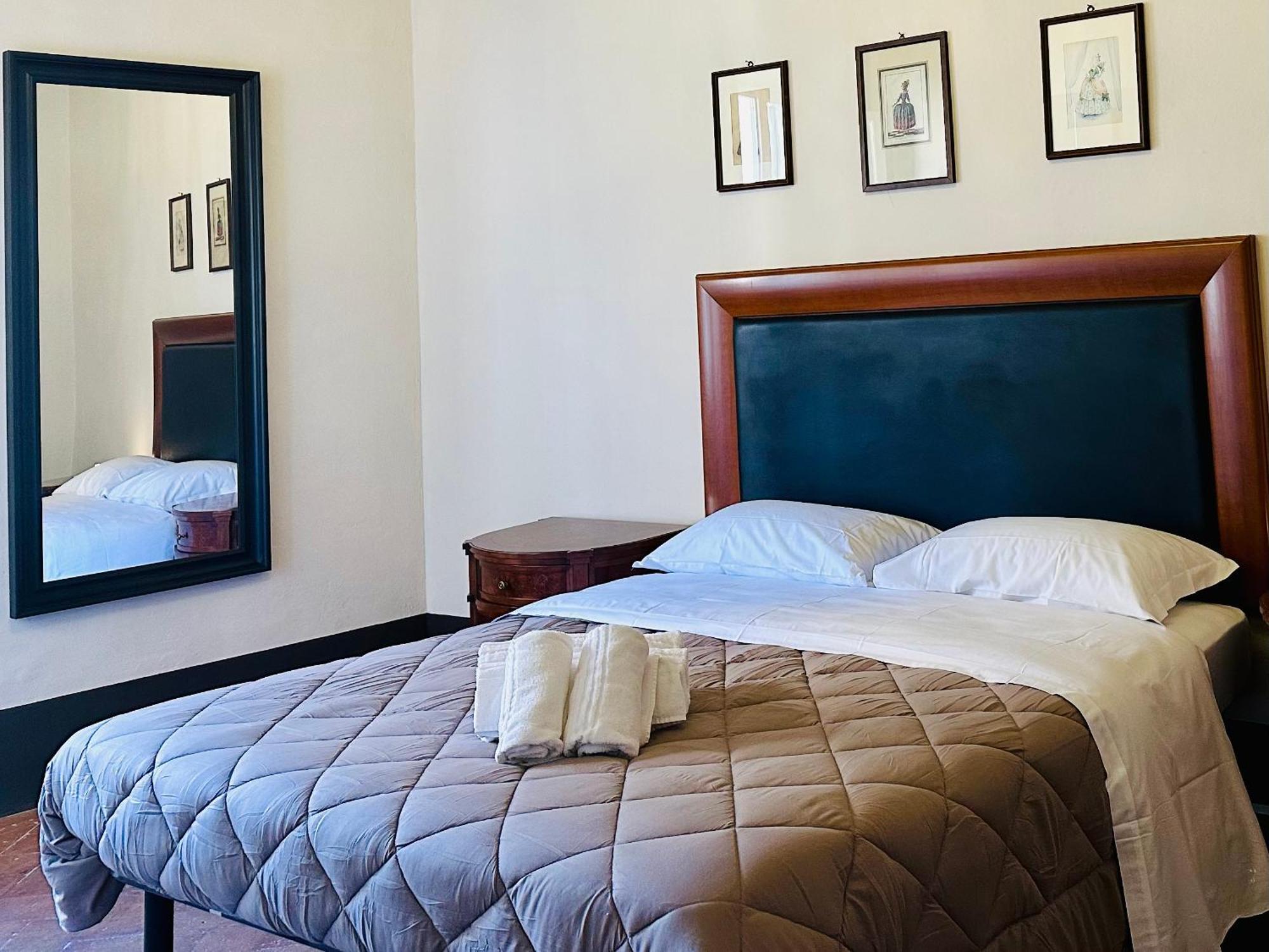 Domus An- Two Bedrooms Apartment -Antique And Historical Home Сиена Екстериор снимка
